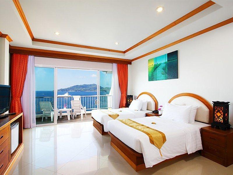 Blue Beach Club & Resort Patong Esterno foto